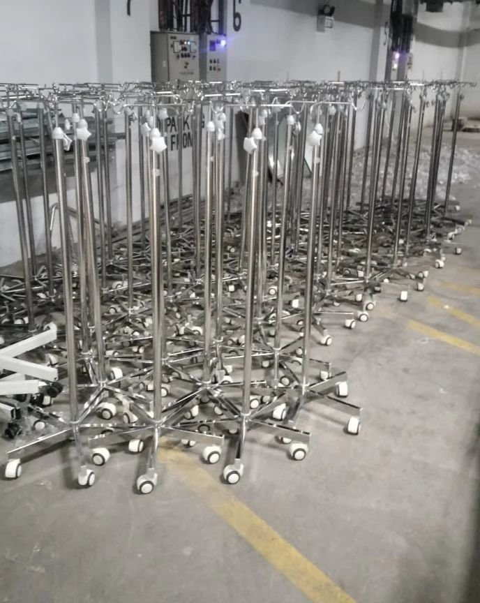 SS Saline Stand